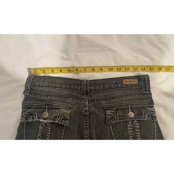 Rock & Republic Jean Shorts Juniors 9/10 Black Distressed Mid Rise 5” - Picture 5 of 11